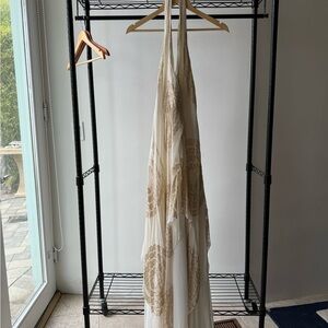 Kay Unger New York Gown